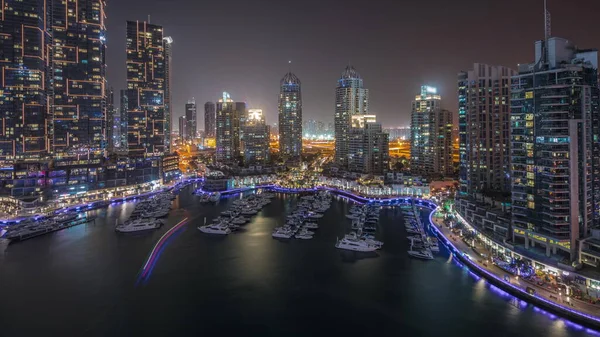 Luxusní Jachta Záliv Městě Antény Celou Noc Timelapse Dubajském Přístavu — Stock fotografie