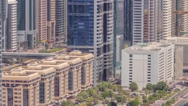 Dubai Finansal Merkezi 'nin uzun gökdelenler zaman çizelgesiyle yakın görüntüsü. — Stok video