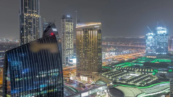 Dubai Şehir Merkezinin Hava Manzarası Alışveriş Merkezi Trafik Gece Vakti — Stok fotoğraf