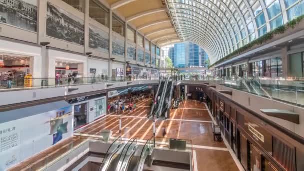 Interior de The Shoppes en Marina Bay Sands timelapse . — Vídeos de Stock