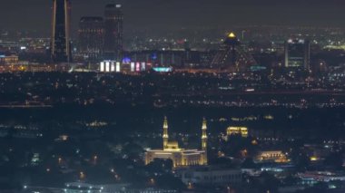 Dubai 'nin Deira ve Creek semtleri civarındaki binalar. Dubai, BAE.