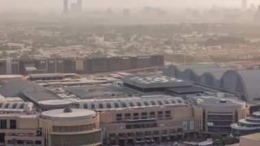 Dubai 'nin Deira ve Creek bölgesindeki binalar. Dubai, BAE.