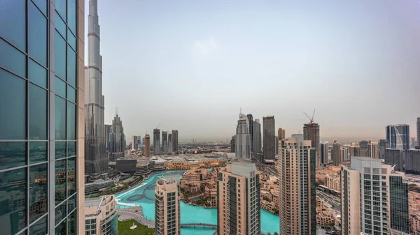 Dubai Centro Con Fuentes Arquitectura Futurista Moderna Antena Día Noche —  Fotos de Stock