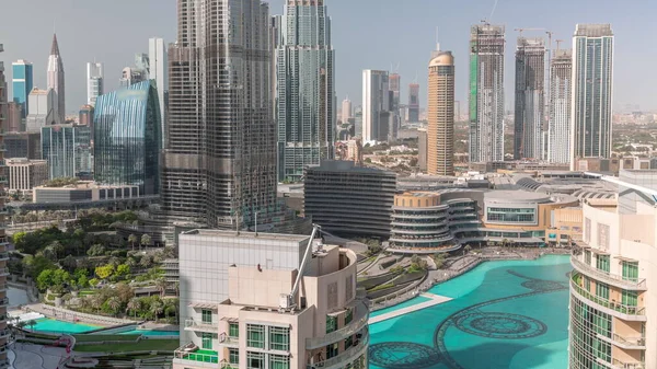 Dubai Downtown Cityscape Високими Хмарочосами Навколо Фонтану Повітряного Таймелапсу Будівництво — стокове фото