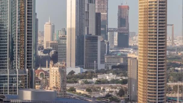 迪拜国际金融中心区摩天大楼的空中俯瞰时间 — 图库视频影像
