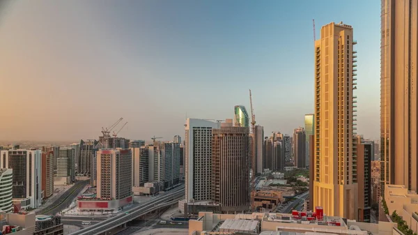 Felhőkarcolók Business Bay Ben Dubaiban Reggeli Légi Időszámításnál Tornyok Útkereszteződése — Stock Fotó