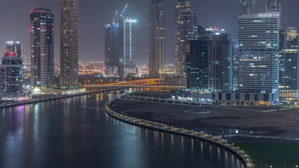 Paisaje Urbano Rascacielos Dubai Business Bay Con Cronometraje Nocturno Aéreo — Foto de Stock