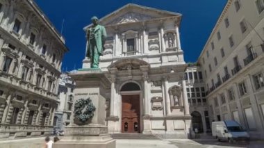 San Fedele kilise Alessandro Manzoni heykel timelapse hyperlapse ile