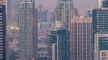 Güzel hava üstten görünüm gün gece geçiş timelapse Dubai Marina için