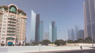 Dubai Finans Merkezi gökdelenler timelapse hyperlapse ile