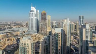 Parlak sarı günbatımı ışık akşam timelapse downtown Dubai'de