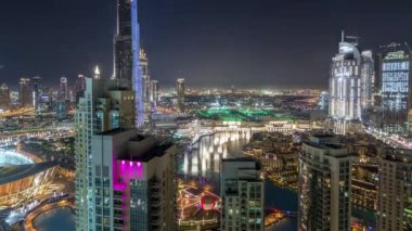 Uluslararası Dubai Kongre ve Sergi Sarayı, Lightup ışık gösterisi hava timelapse ile şehir merkezindeki cityscape Dubai