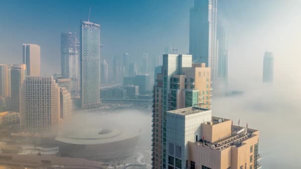 Manhã nebulosa no centro de Dubai timelapse . — Vídeo de Stock