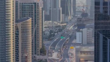 Dubai Downtown akşam timelapse modern Dubai, Suudi Arabistan, üstten görünüm kuleleri.