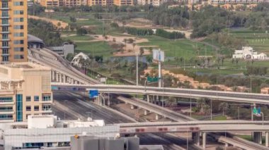 Dubai lüks yerleşim bölgesi golf kulübü zaman dilimi ile.