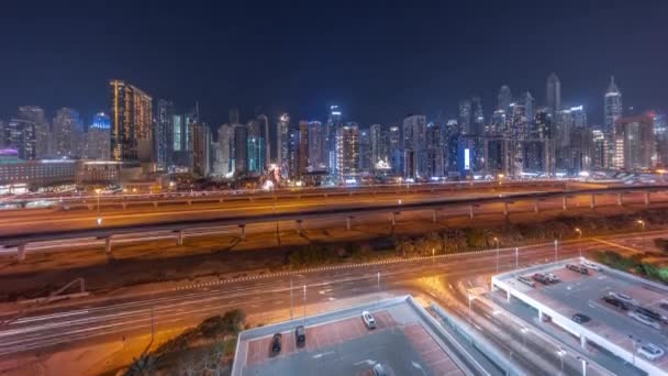 Panorama de Dubai marina bloco mais alto de arranha-céus noite timelapse. — Vídeo de Stock