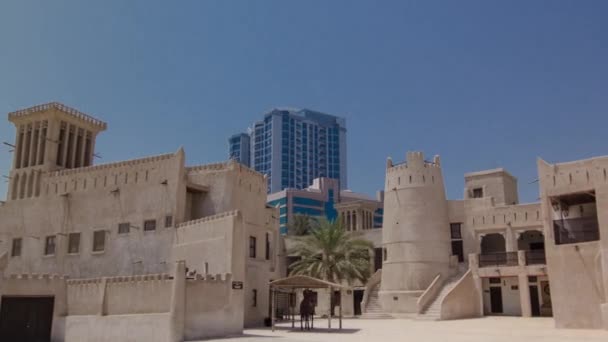 Historisch fort in het Museum van Ajman timelapse hyperlapse, Verenigde Arabische Emiraten — Stockvideo