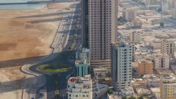 Cityscape av Ajman från taket morgon efter soluppgång timelapse. — Stockvideo