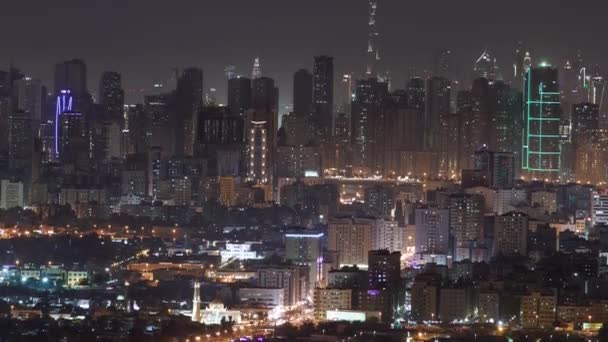 Panorama de Sharjah y Dubai desde Ajman azotea noche timelapse, Emiratos Árabes Unidos — Vídeo de stock