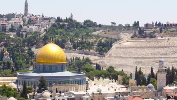 Panorama mit Blick auf die Altstadt von jerusalem Zeitraffer, israel, einschließlich der Kuppel des Felsens — Stockvideo