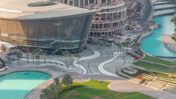 Dubai Opera localizado no centro da cidade é o centro radiante da cultura e das artes em Dubai timelapse — Vídeo de Stock