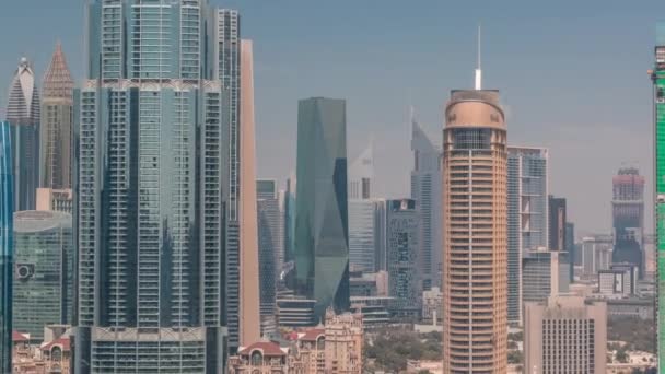 Vista aérea del timelapse del distrito DIFC del Centro Financiero Internacional de Dubai — Vídeos de Stock