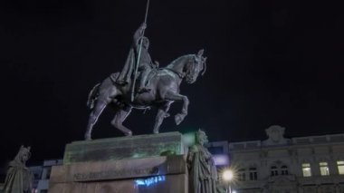 St. Wenceslas heykel gece timelapse hyperlapse, New town Prague, Çek Cumhuriyeti.