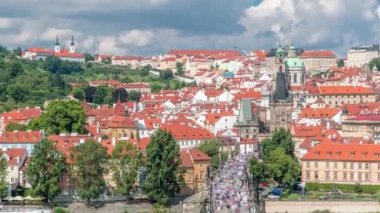 Charles Köprüsü ve Prag Kalesi timelapse, Köprü kulesinden görünüm, Çek Cumhuriyeti
