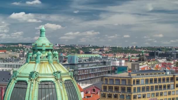 Vista da altura Torre Powder em Praga timelapse. Monumento histórico e cultural — Vídeo de Stock