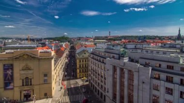 Prag timelapse yükseklikte Toz Kulesi görünümü. Tarihi ve kültürel anıt
