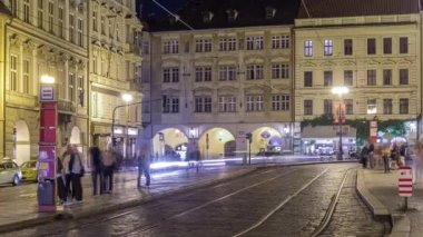 Prag 'daki aydınlık malostranske' nin gece görüşü.