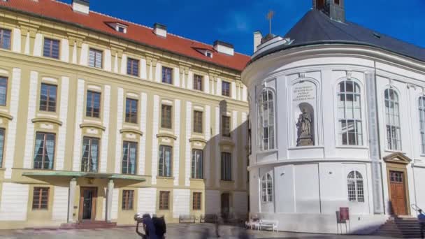 Capilla de la Santa Cruz en Praga timelapse castillo — Vídeos de Stock