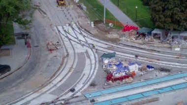 Tramvay rayları onarımı ve bakım hava zaman ayarlı yol inşaatı.