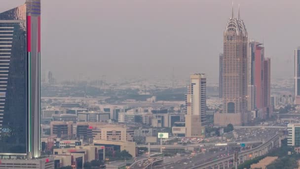 Légi kilátás Sheikh Zayed Road Dubai Internet City terület nap mint nap éjszaka időbeosztás — Stock videók