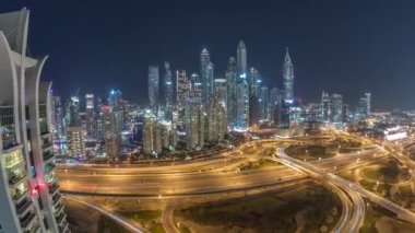 Dubai Marina karayolu kavşağı spagetti kavşağı gece zaman aşımı