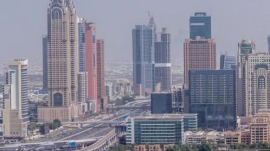 Dubai İnternet Şehrinin hava görüntüsü zaman ayarlı