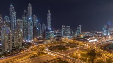 Dubai Marina karayolu kavşağı spagetti kavşağı gece zaman aşımı