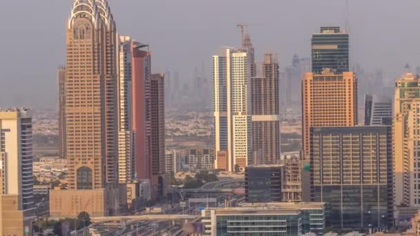 Vista aerea di Sheikh Zayed Road a Dubai Internet City timelapse area — Video Stock