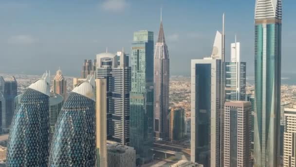 Centro financiero de la ciudad de Dubai con rascacielos de lujo timelapse, Dubai, Emiratos Árabes Unidos — Vídeos de Stock