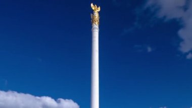 Kazak Eli anıt timelapse hyperlapse görünümünü bağımsızlık Meydanı Astana, Kazakistan'ın başkenti '.