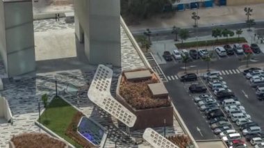 Dubai Uluslararası Finans Merkezi 'nde bulunan Gate Bulvarı' nda yeni gezinti alanı.