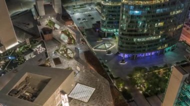 Dubai Uluslararası Finans Merkezi 'nde bulunan Gate Bulvarı' ndaki yeni gezinti güvertesi..