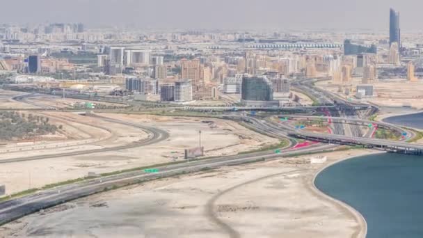 Panoramatické panorama Dubaje s moderními mrakodrapy ve vzdušném prostoru Deiry a Zabeelu — Stock video
