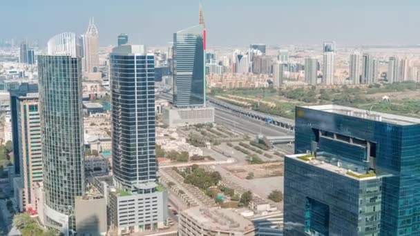 Vista aérea da cidade de mídia e do distrito de al barsha heights timelapse da marina de Dubai. — Vídeo de Stock