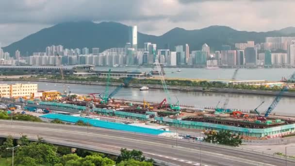 Vista dall'alto di Hong Kong durante il giorno dalla baia di Kowloon timelapse centro — Video Stock