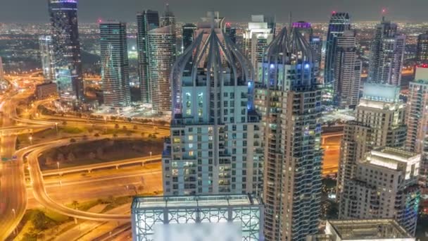 Jachthafen von Dubai und JLT-Wolkenkratzer entlang der Sheikh Zayed Road im Zeitraffer. — Stockvideo