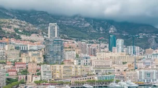 Cronograma del panorama aéreo de la ciudad de Monte Carlo. Vista de yates de lujo y apartamentos en el puerto de Mónaco, Costa Azul . — Vídeos de Stock