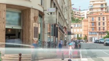 Güzel eski mimari tarzı eski şehir merkezi timelapse Monako'daki Monte Carlo'da konut binaları