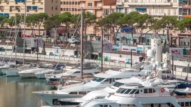 Монте-Карло місто повітряних Панорама timelapse. Вид на розкішних яхт і квартири в гавані Монако, Кот dazur. — стокове відео