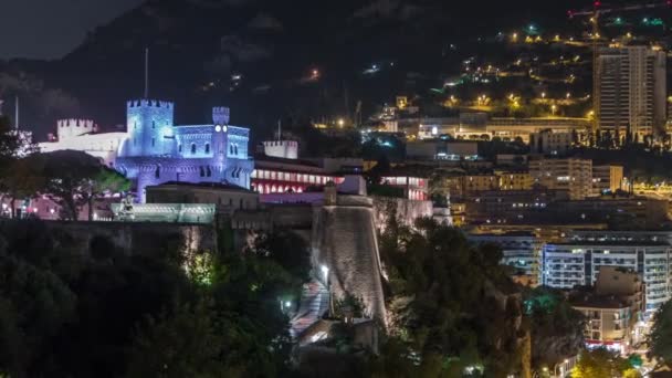 Palacio de los Príncipes de Mónaco iluminado por la noche timelapse con plataforma de observación — Vídeo de stock